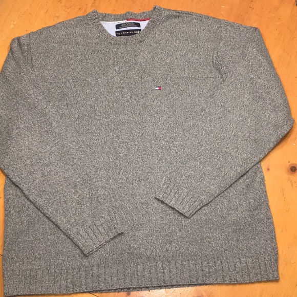 Tommy Hilfiger Gray Crewneck Sweater - Picture 5 of 8